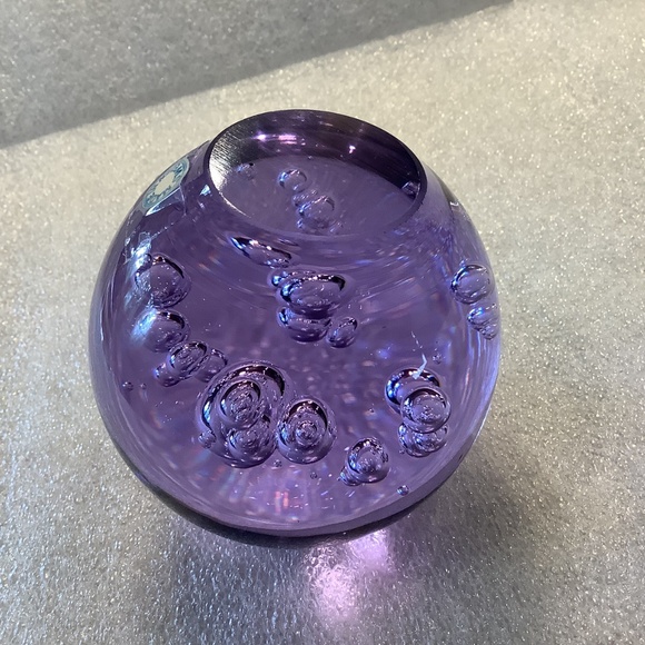 Purple Amethyst Paper Weight Art Glass With Bubbles - Made In Sweden 3 Inch - Picture 3 of 7